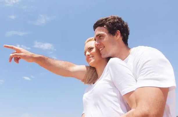 广州市婚内出轨调查；女方婚内出轨赠与小三财产是否归还她